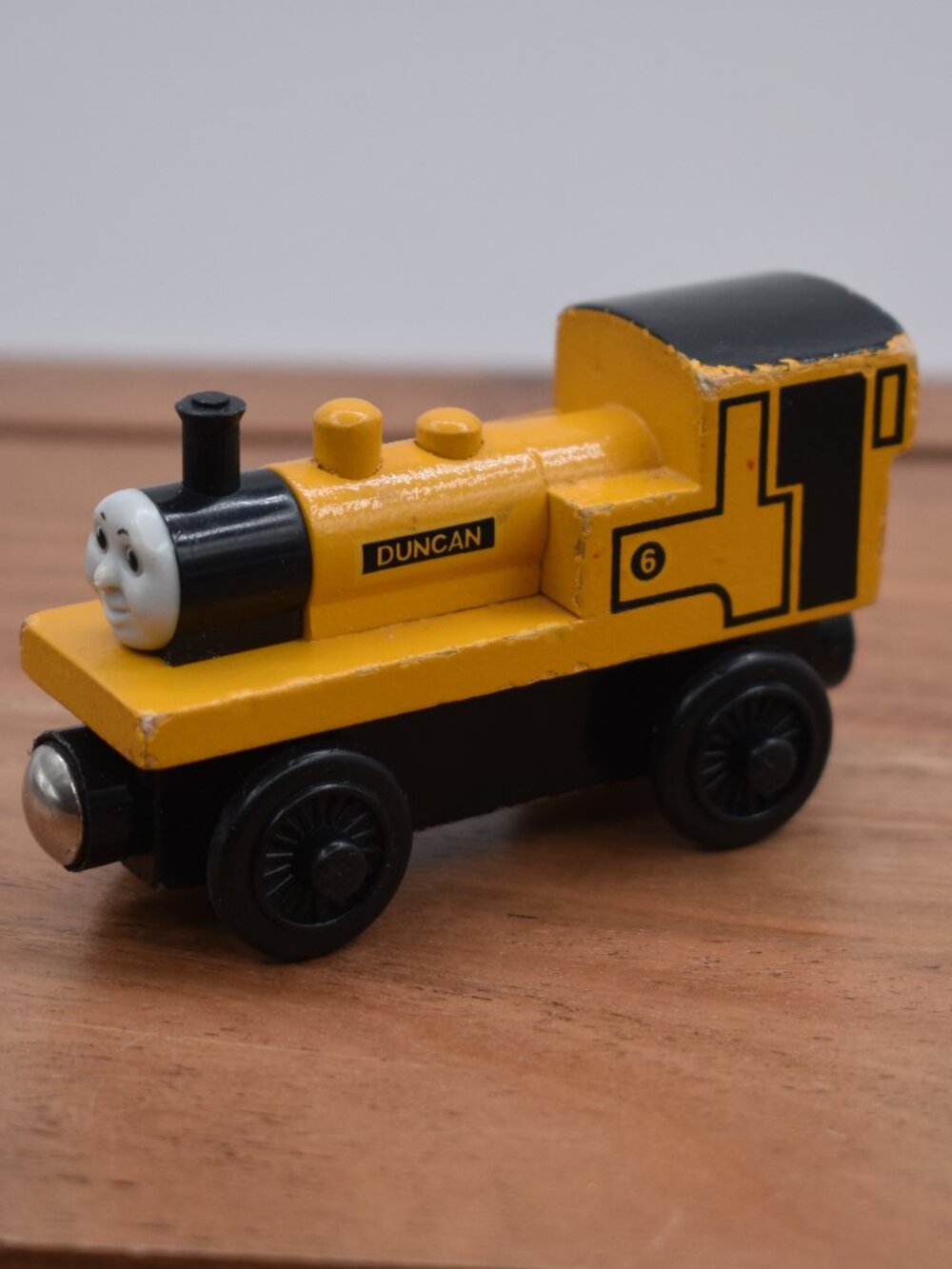 Duncan 6 Thomas the Train Tank Engine Wooden Railway Friends Vintage 2003